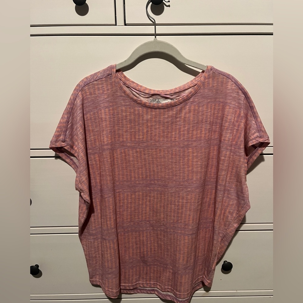 NWOT Prana Women's Pink Short Sleeve Top Size Small